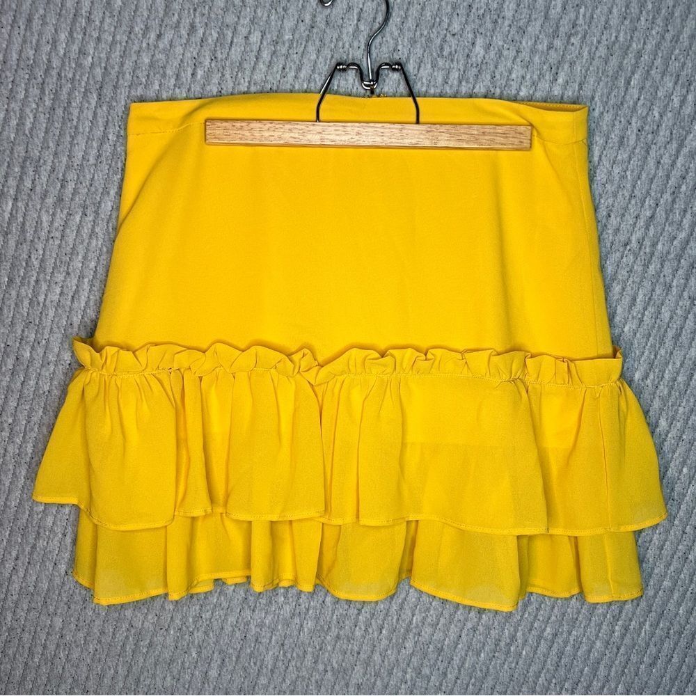 Revolve LPA Mini Two Tier Ruffle Skirt Gold Yellow Womens Size‎ Large